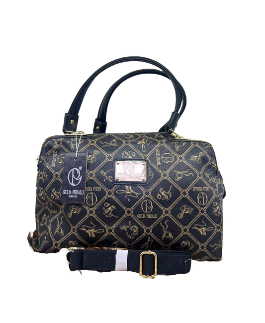 Backpack Elegance: Zeitlose Kunstledertaschen für Stilbewusste