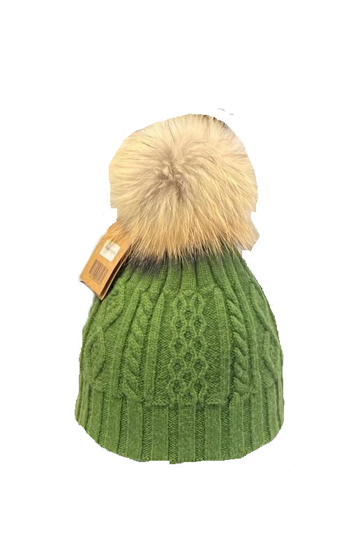 Stylische Wintermütze mit Bommel: Entdecke den Outdoor-Chic bei Backpack Trends!