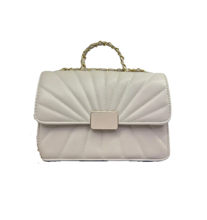 Backpack Elegance: Zeitlose Kunstledertaschen für Stilbewusste